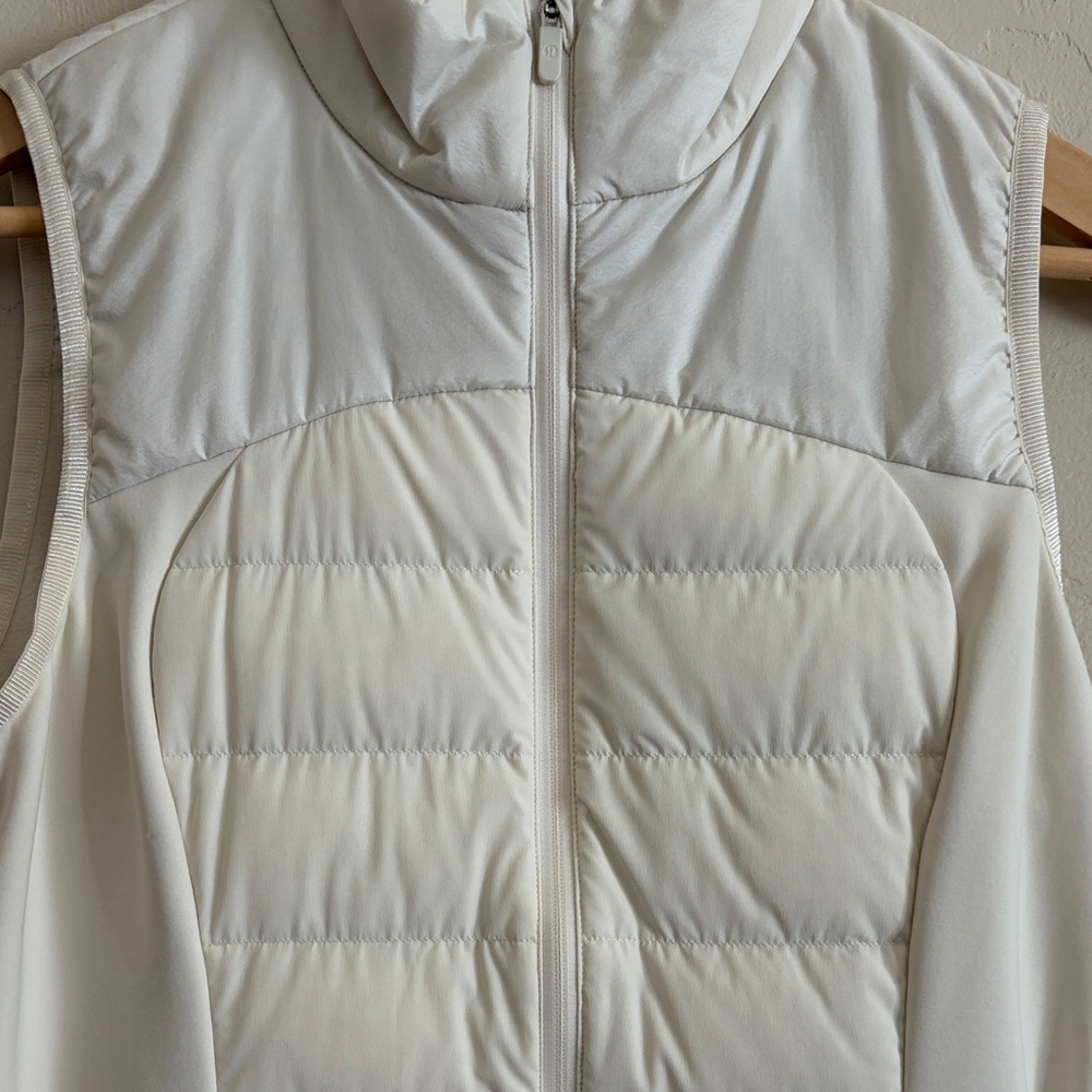 Lululemon Athletica Ivory Down for it All Vest. Excellent Condition! - Picture 7 of 7